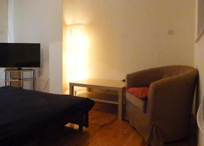 Homely Spacious Chalkís